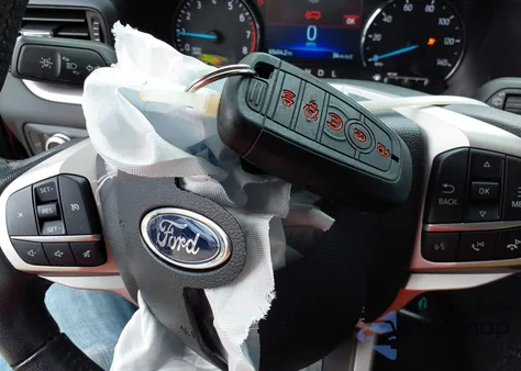 2021 Ford Explorer Xlt z USA, uszkodzony, nr VIN 1FMSK8DH6MGB16717